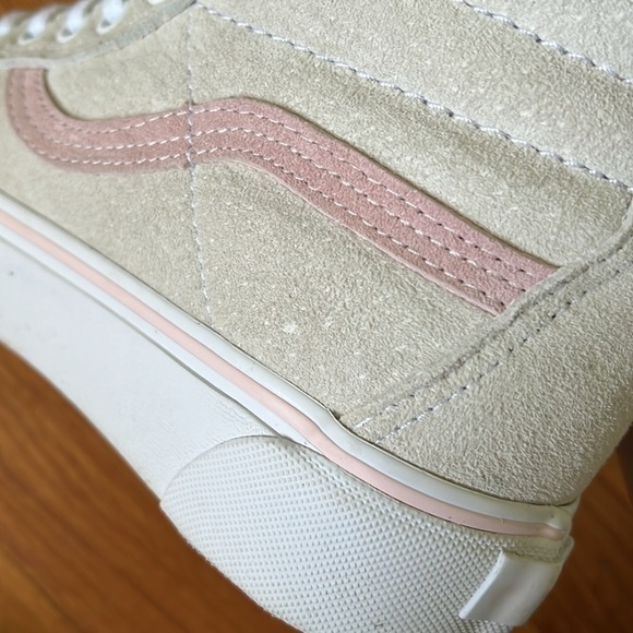 Vans sk8 hi platform sneakers in white lined in pink women size 7 EUC - Picture 10 of 11